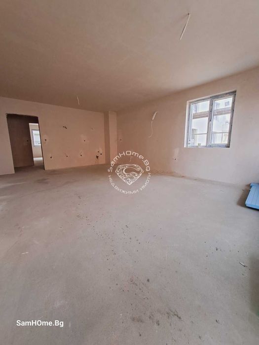 Продава се Тристаен апартамент в Варна, Център - 117 кв.м за 1838 €/кв.м - Снимка #1