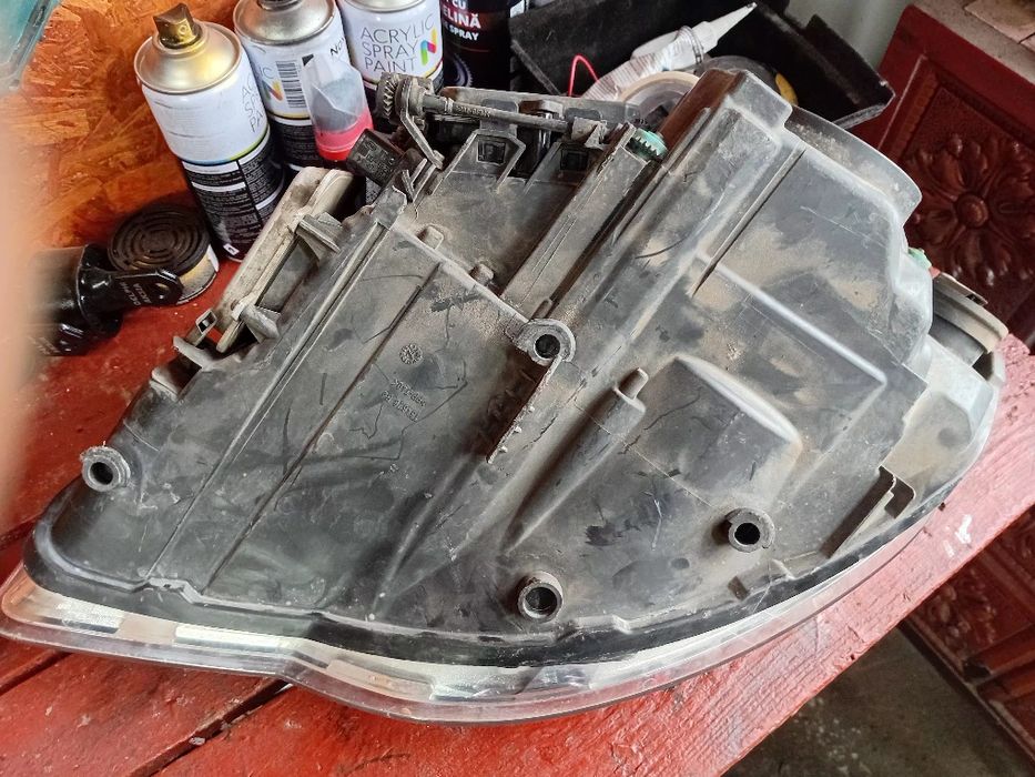 Far dreapta bixenon adaptiv touareg 7L facelift 2007/2008/2009/2010