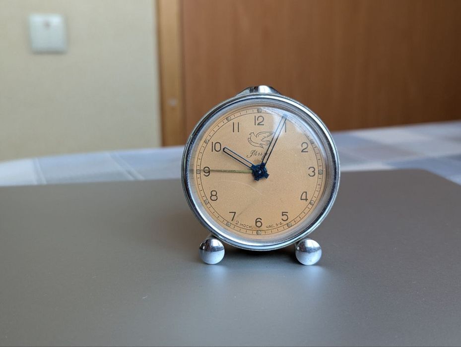 Продам будильник Мир СССР