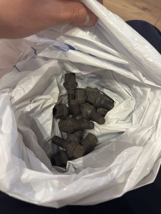 Болтове рено конусовидни