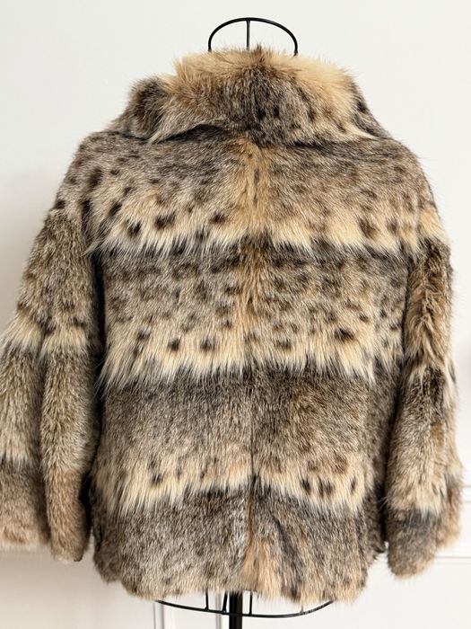 Haina din blana !