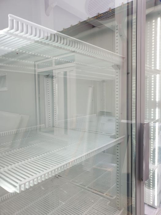 Vitrina frigorifica verticala sucuri garantie functionare 120cm latime
