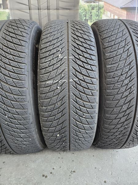 235/60/18 MICHELIN 4бр