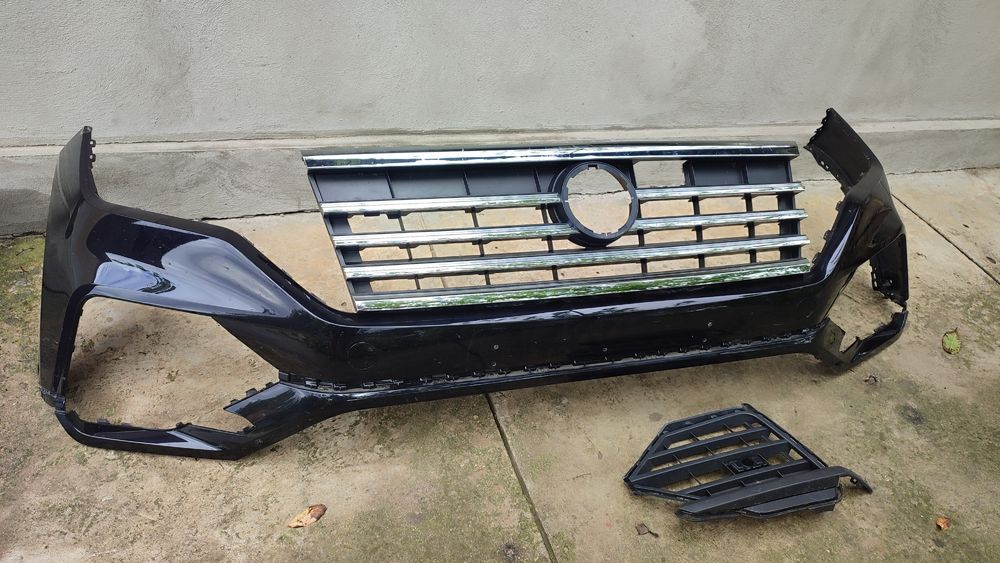 Grila masca fata Vw Touareg 3 model 2020 CR7