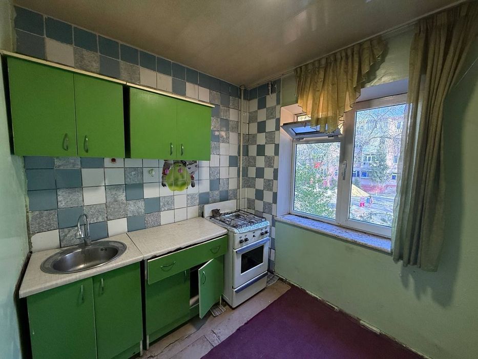 Kvartira sotiladi 2 Xona