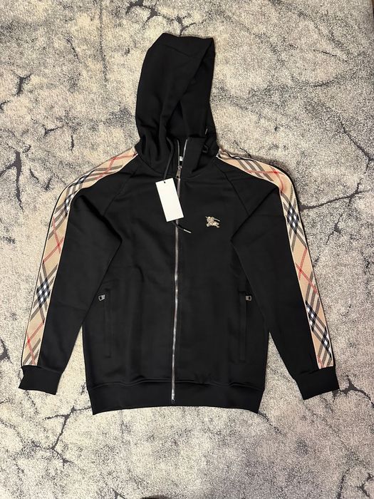 Compleu Burberry (marimi: S, M, L, XL, XXL)