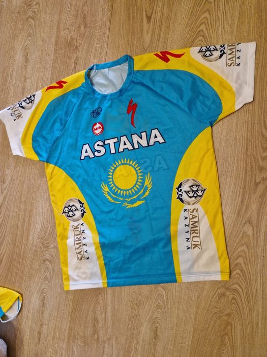 Велоформа команды ASTANA