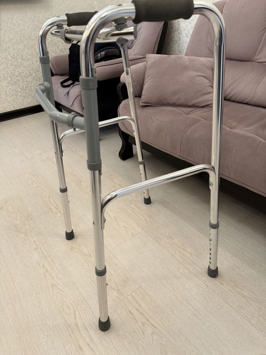 Ходунки для взрослых