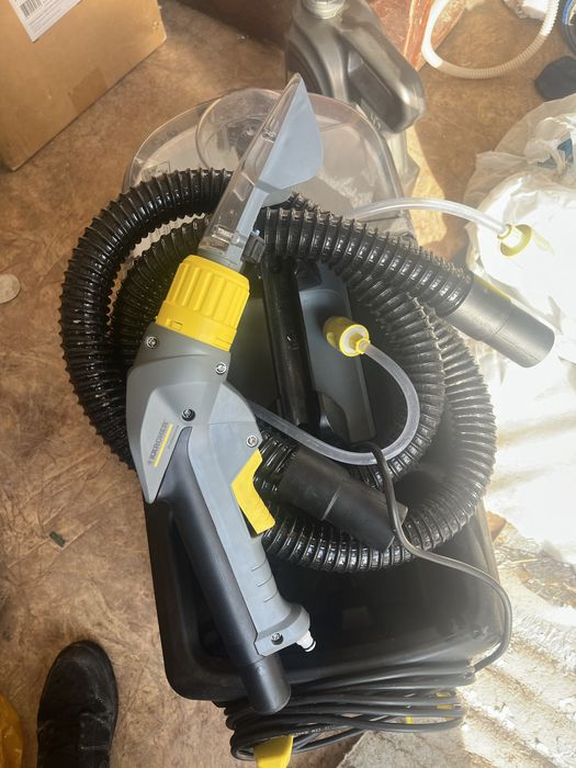 Продам пылесос KARCHER Professional