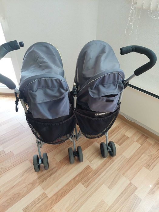 Лятна количка за близнаци