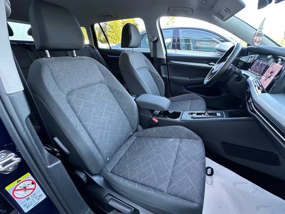 VOLKSWAGEN Golf 2021 — imagine 3