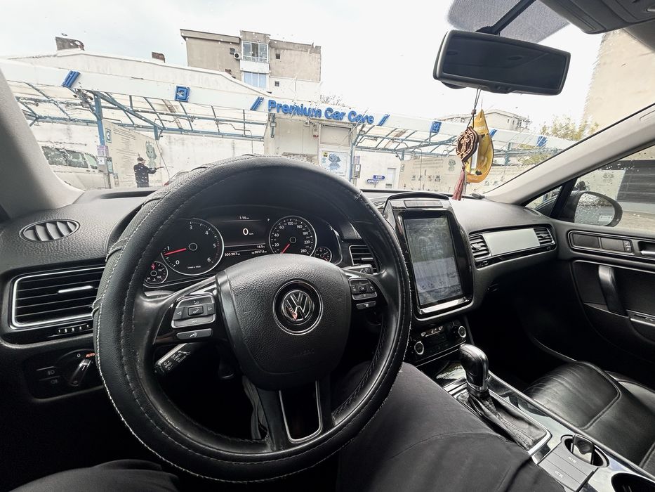 VOLKSWAGEN Touareg 2012 — imagine 2