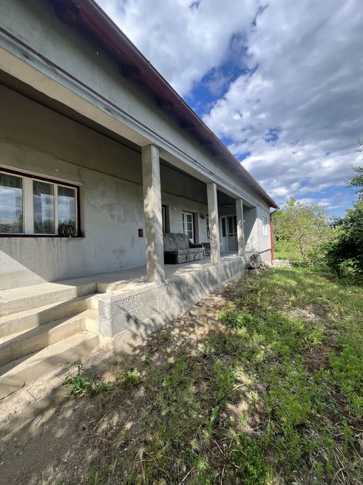 Casa de vanzare in cheia
