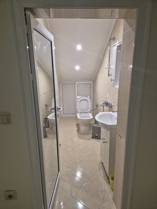 Дава се под наем Офис в Петрич - 180 кв.м за 400 € - Снимка #8