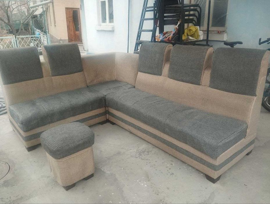 Срочно продается мягкий уголок