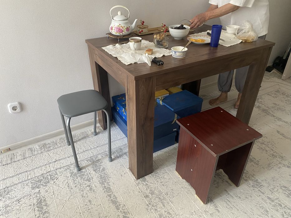 Стол кухонный стол обеденный