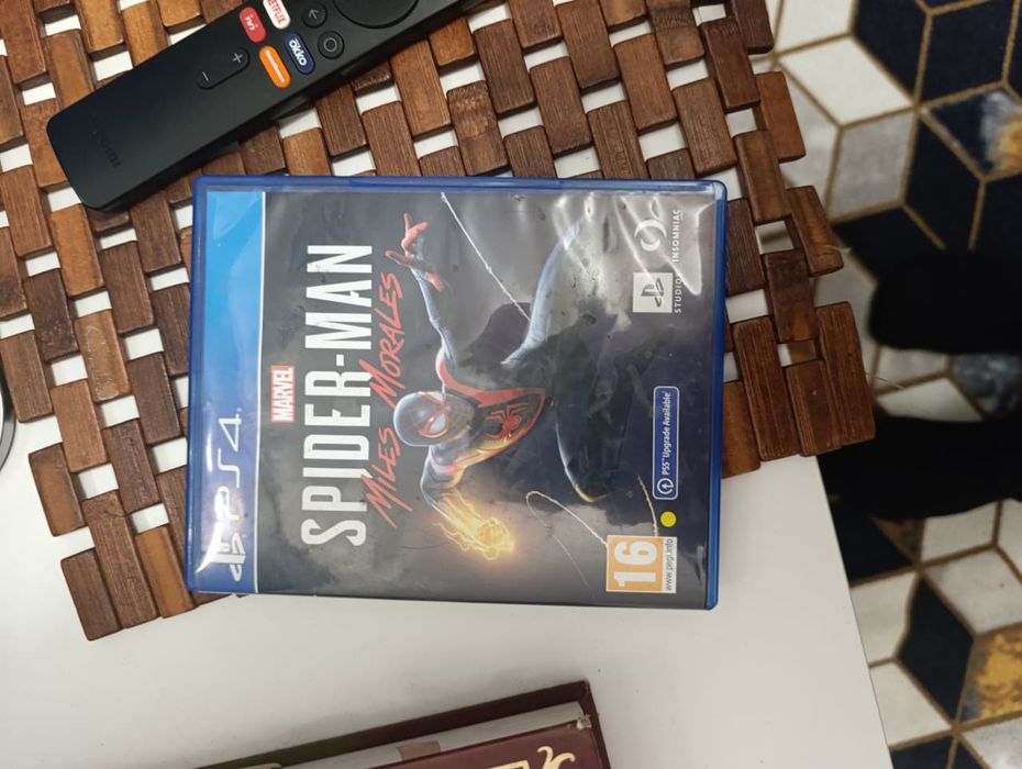 Продам срочно PS5