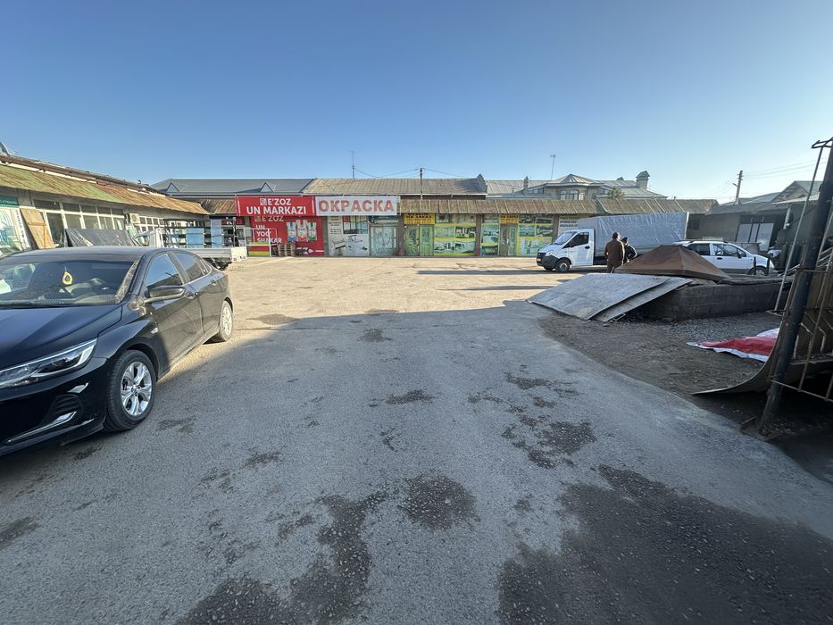 Biznes uchun qulay joy ijaraga beriladi 3000 kv metr stroyitelni bozor