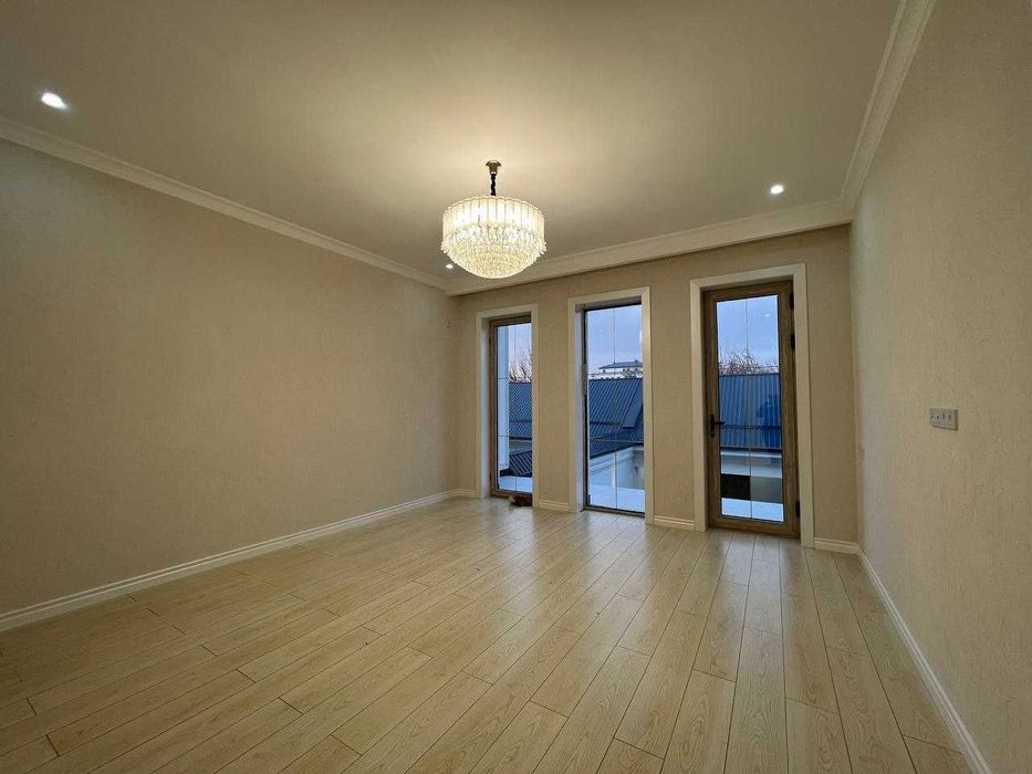 Продаю новый дом в элитном районе Ракат