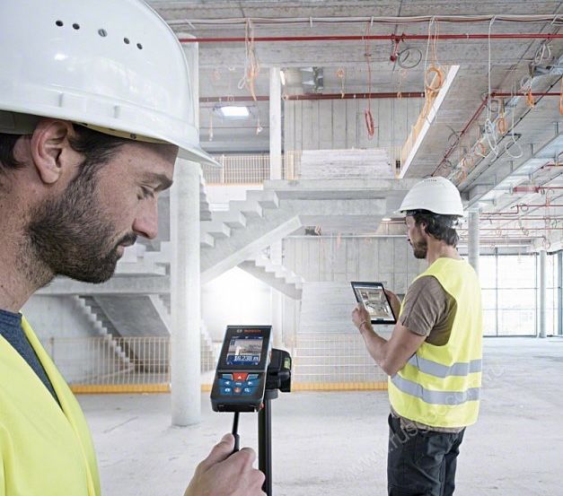 Лазерный дальномер (лазерная рулетка) с камерой BOSCH GLM 150 C pro