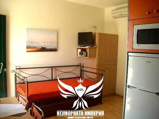 Продавам хотел с РЗП 530кв. в парцел 1521кв. на остров Лесбос, Гърция