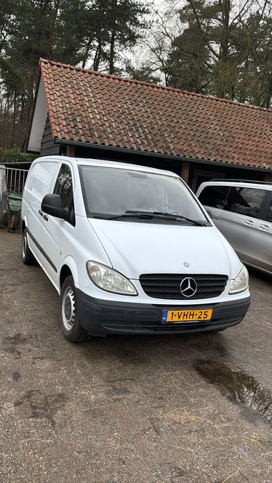 Mercedes Vito baza lunga transporter 2.2 diesel euro 4 3 locuri Viano