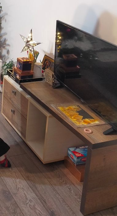 Masuta cafea/televizor rotativa