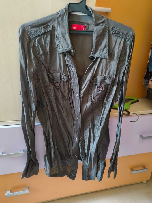 Елегантни дамски ризи лот S-М