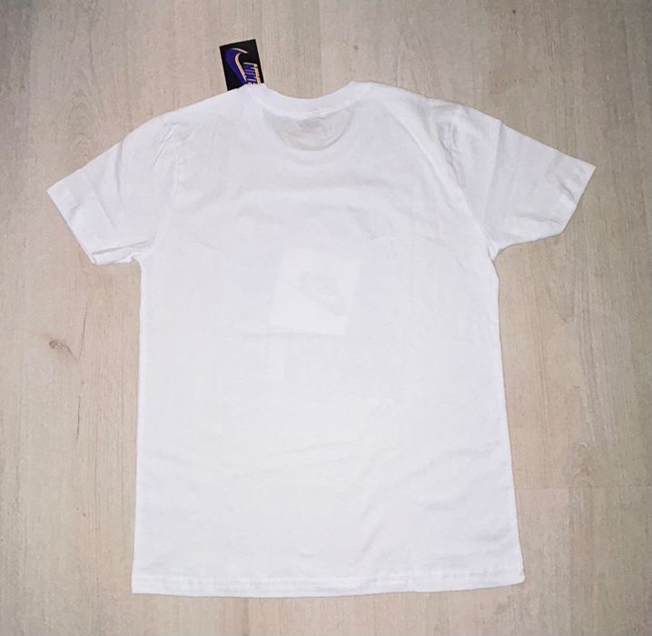 Nike - тениска ( размер S )