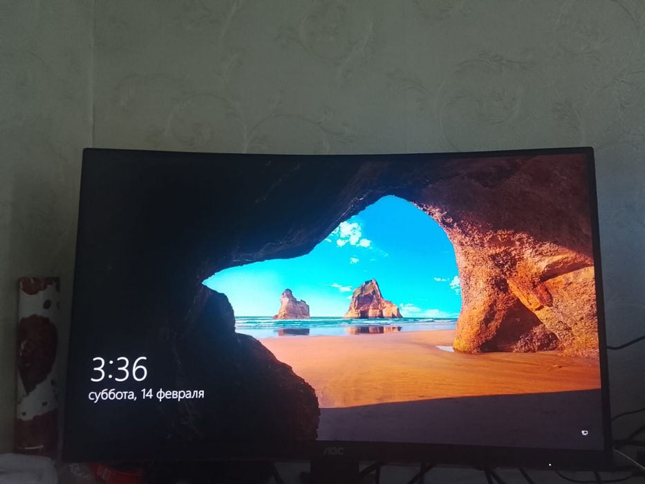 Продам монитор AOC 2k 144гц изогнутый