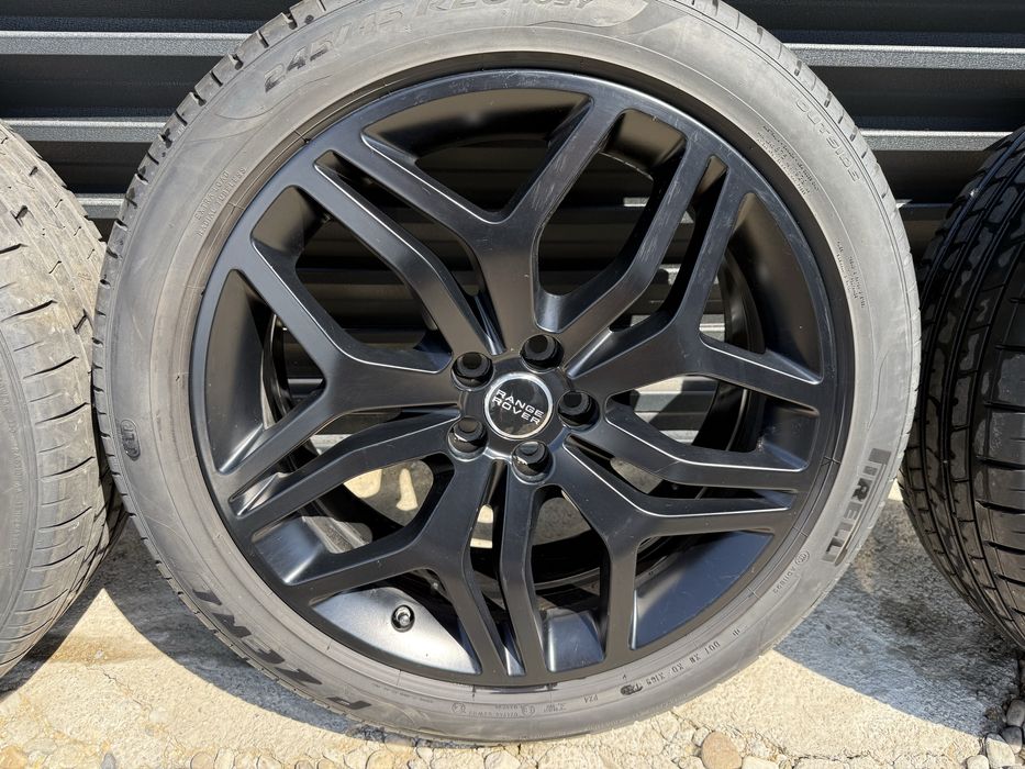 Set jante aliaj originale R20 Range Rover Evoque 2 Pirelli 245/45/20