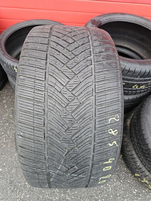 De vanzare 285 40 r20 m+s iarna goodyear