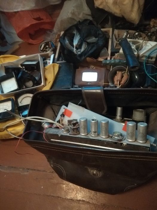 Радио детали,много всего,звоните интересующиеся