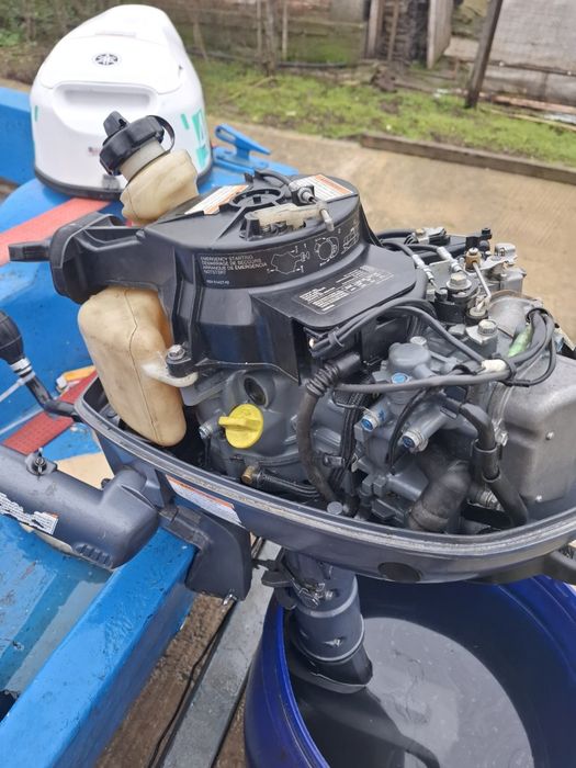 Motor yamaha 6 cp 4 timpi