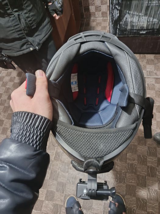 Шлем,  каска,, с камерой в месте,,