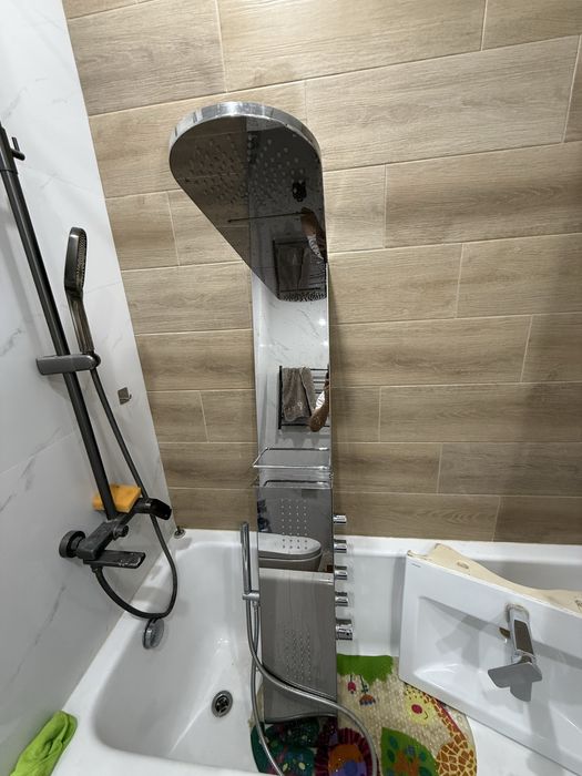 душевая система с тропическим душем