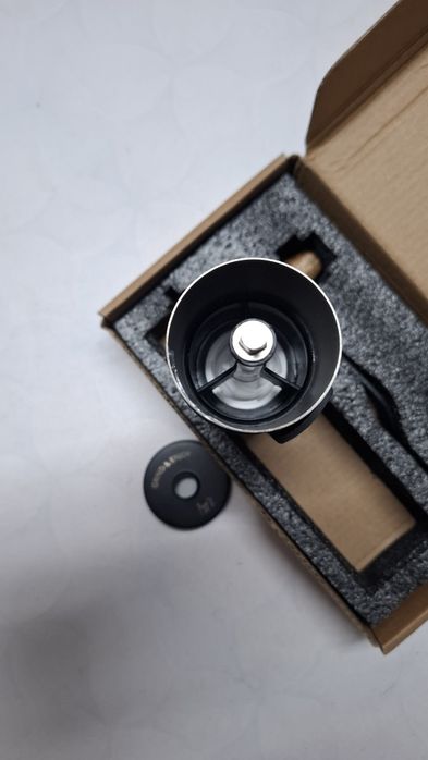 Ръчна керамична кафемелачка Figg's