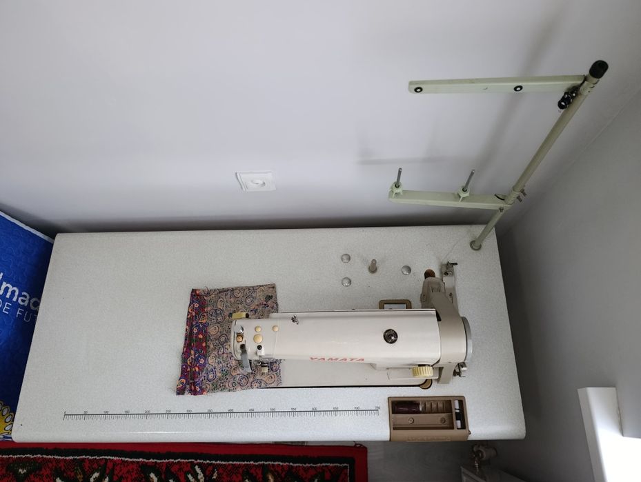 Tikuv mashinasi sotiladi, xolati yaxshi.