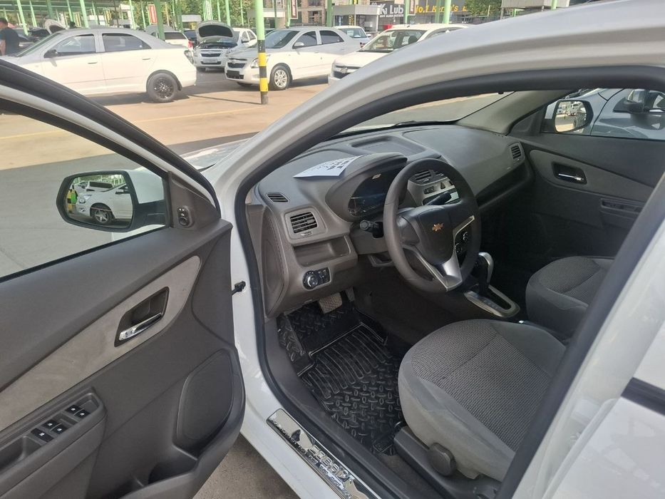 Chevrolet Cobalt 2020 — 5