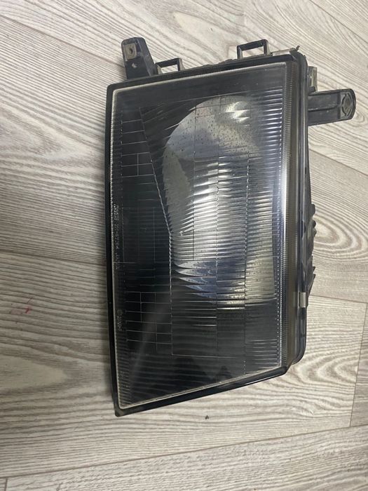 Фара mitsubishi challenger правая