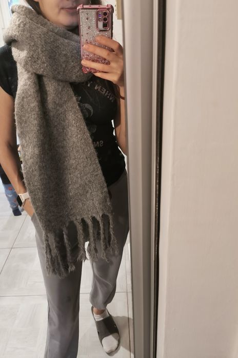 Fular gros, pufos Zara