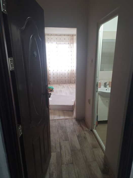 Închiriez garsoniera  Dedeman
