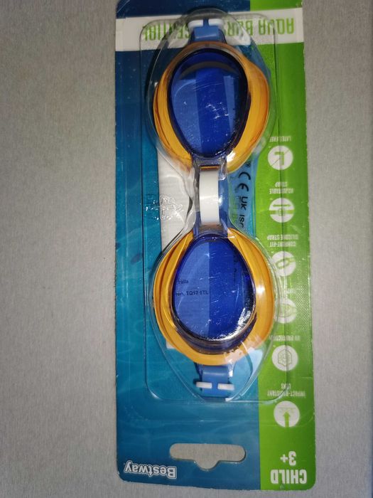 Нови Детски очила за плуване