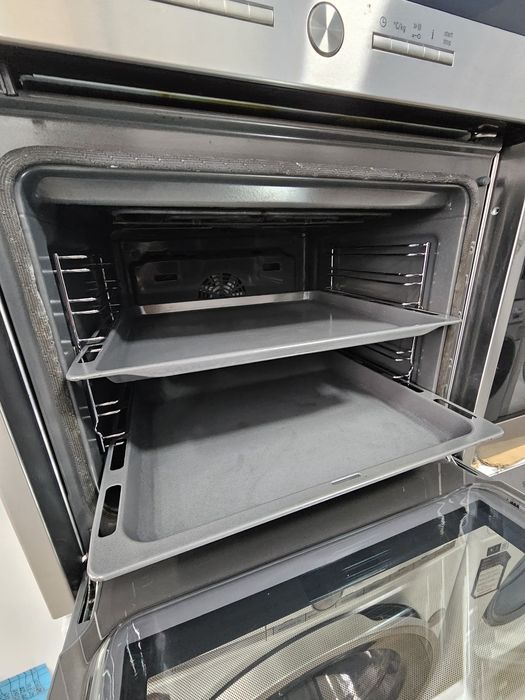 Фурна за вграждане Siemens