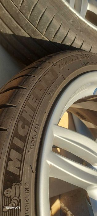 Bmw f10/11 Летни гуми с джанти 245/40/19