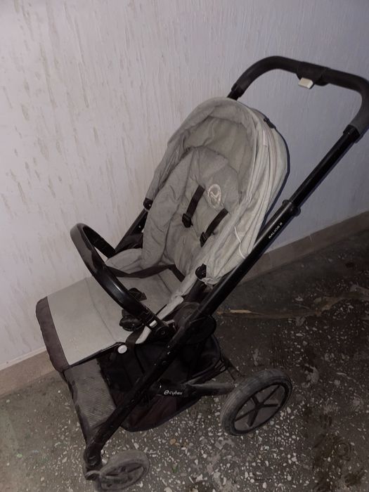 Прогулочная  коляска Cybex