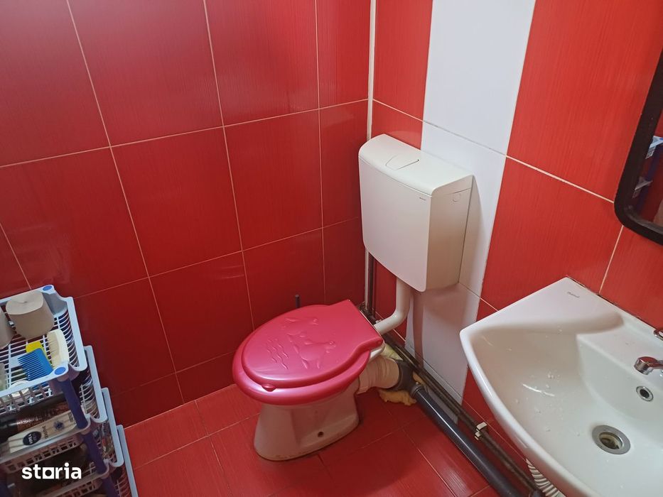 Vand apartament 2 camere in Marasti