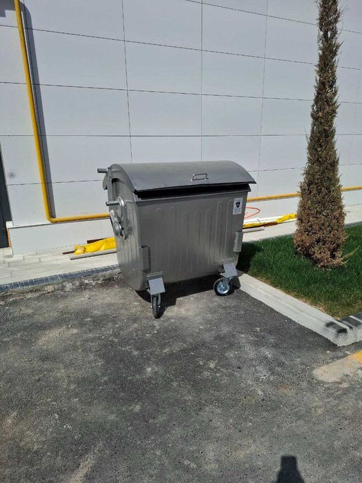 Металлический мусорный бак контейнер для мусора