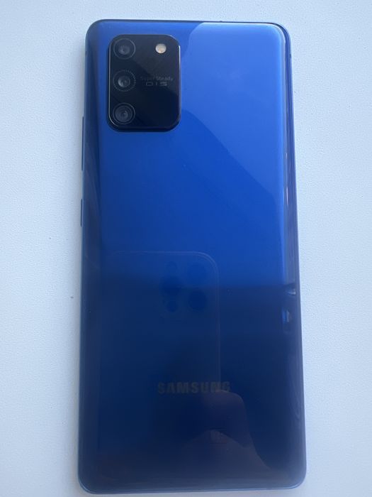 Продам телефон Самсунг