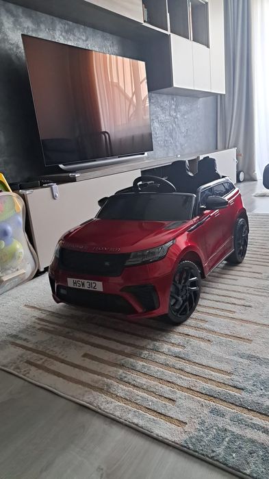 Mașinuță electrică pentru copii – Range Rover Velar FAST 12V – NOUĂ